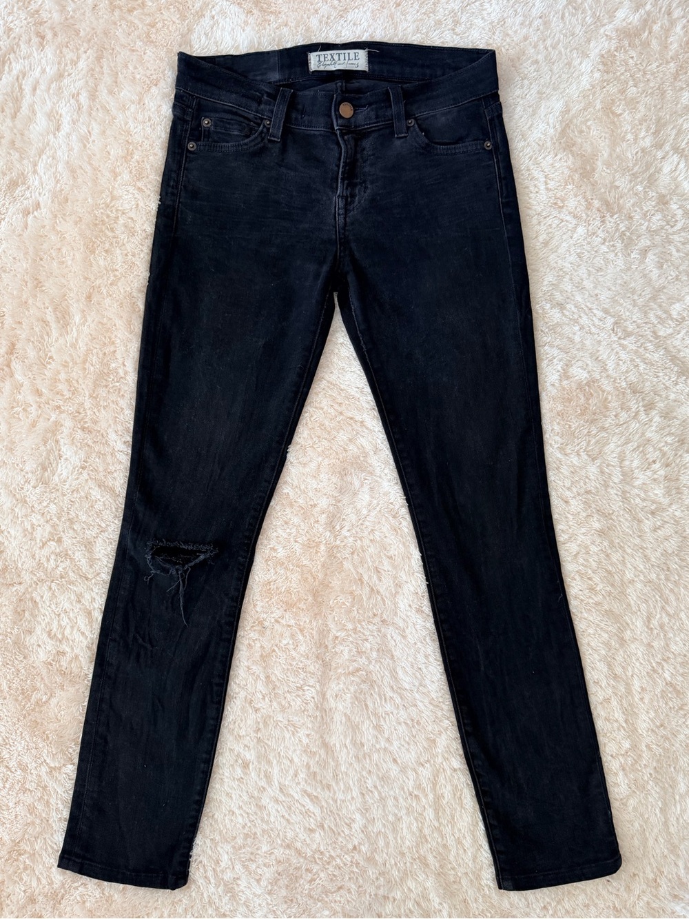 TEXTILE by Elizabeth and James Debbie Black Distressed Stretch Skinny Jeans 26